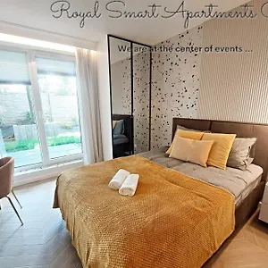 Ξενοδοχείο με διαμερίσματα Royal Smart Cracow 