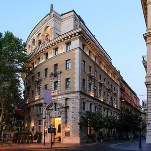 https://grand-hotel-palace.it-romehotels.com