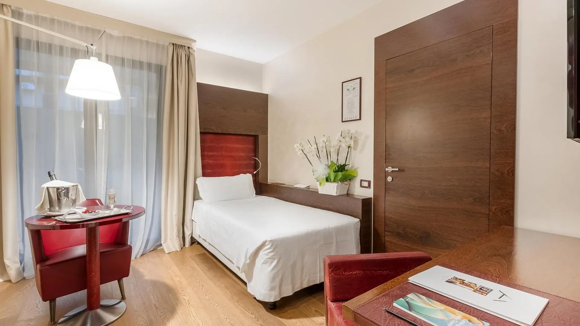 ****  Art Hotel Navigli Milan Italy